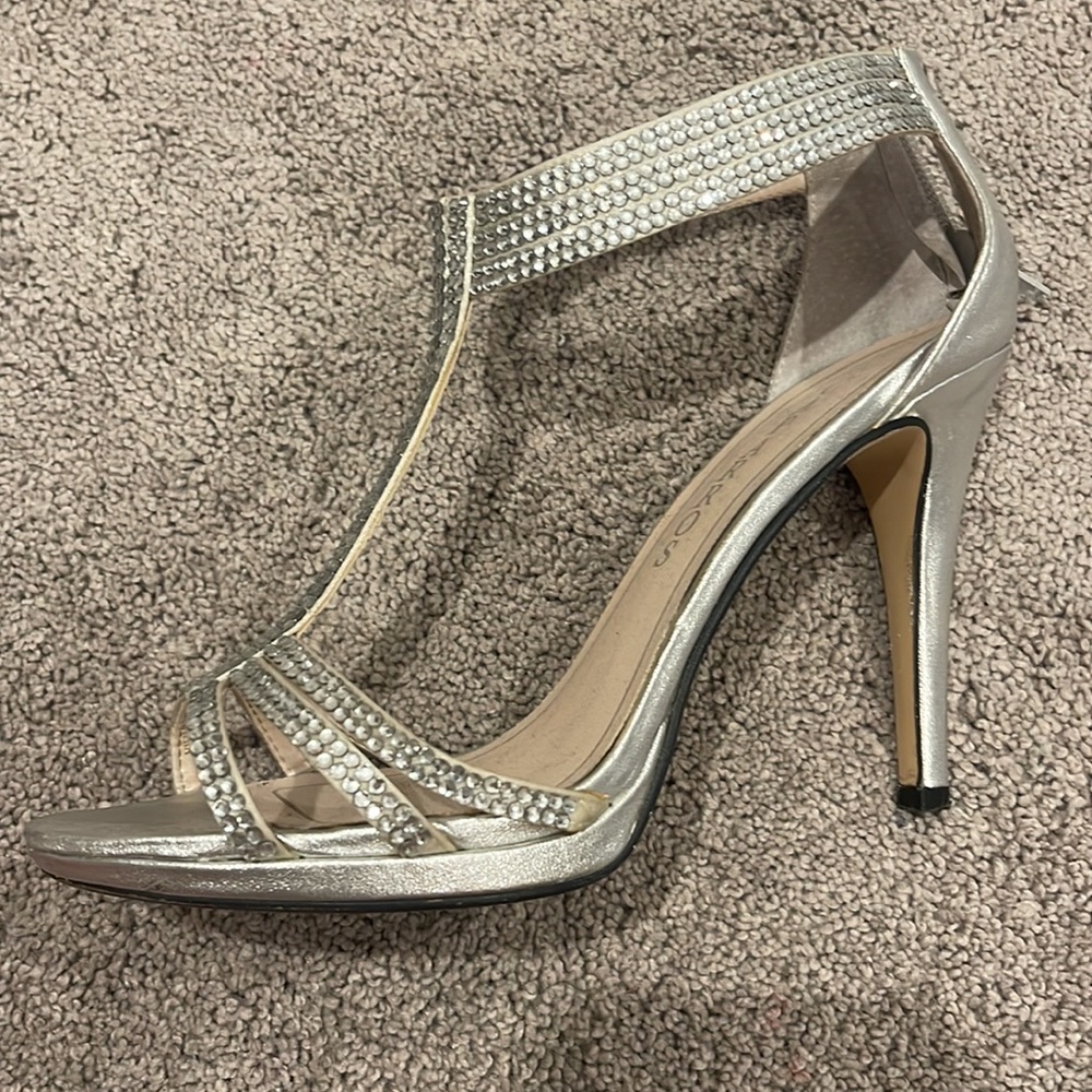 Really cute shoes - Picture 4 of 5